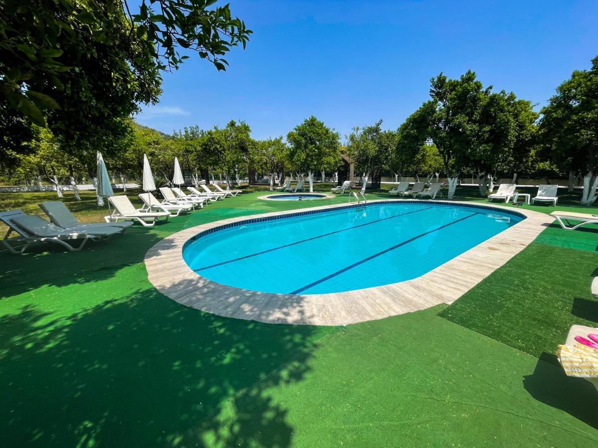 Castle Park Hotel Beldibi  Esterno foto