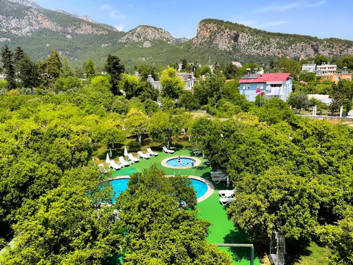 Castle Park Hotel Beldibi  Esterno foto